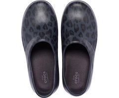 Women Neria Pro II Graphic Clog Black / Leopard | Crocs Clogs