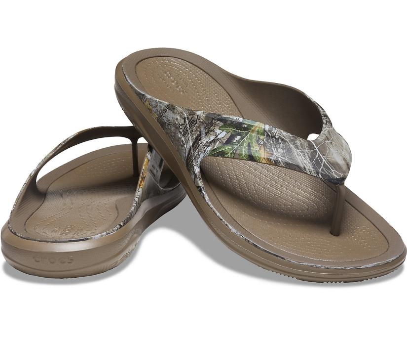 Men Swiftwater™ Realtree Edge® Wave Flip Walnut | Crocs Flip-Flops