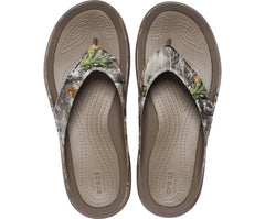 Men Swiftwater™ Realtree Edge® Wave Flip Walnut | Crocs Flip-Flops