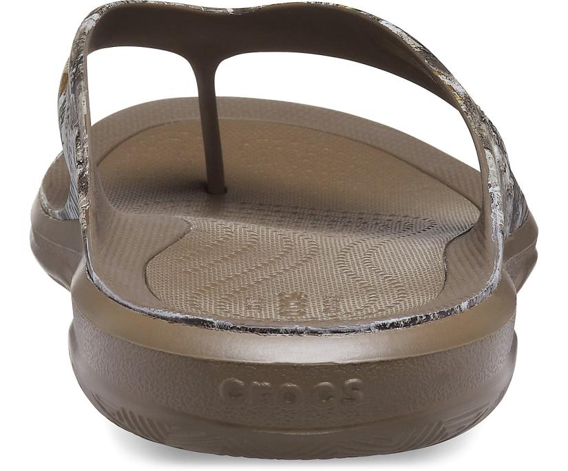 Men Swiftwater™ Realtree Edge® Wave Flip Walnut | Crocs Flip-Flops