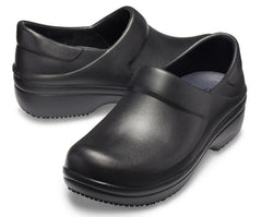 Women Neria Pro II Clog Black | Crocs Clogs